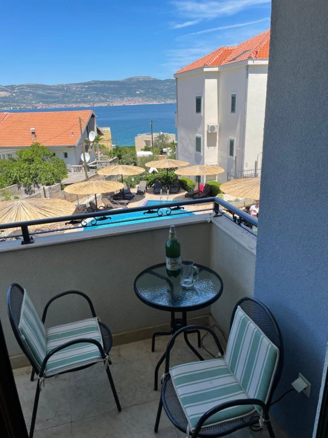 Apartament Slatine No 1 Exteriör bild